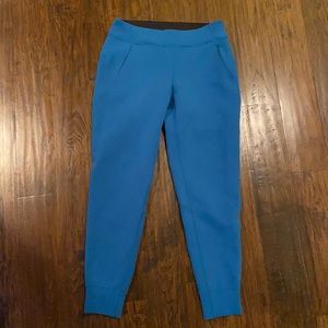 Lululemon joggers